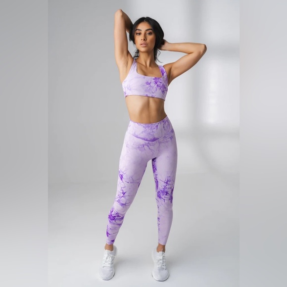 🌸 SOLD 🌸 VITALITY - The Cloud Pant Marbled Leggings - Picture 2 of 9